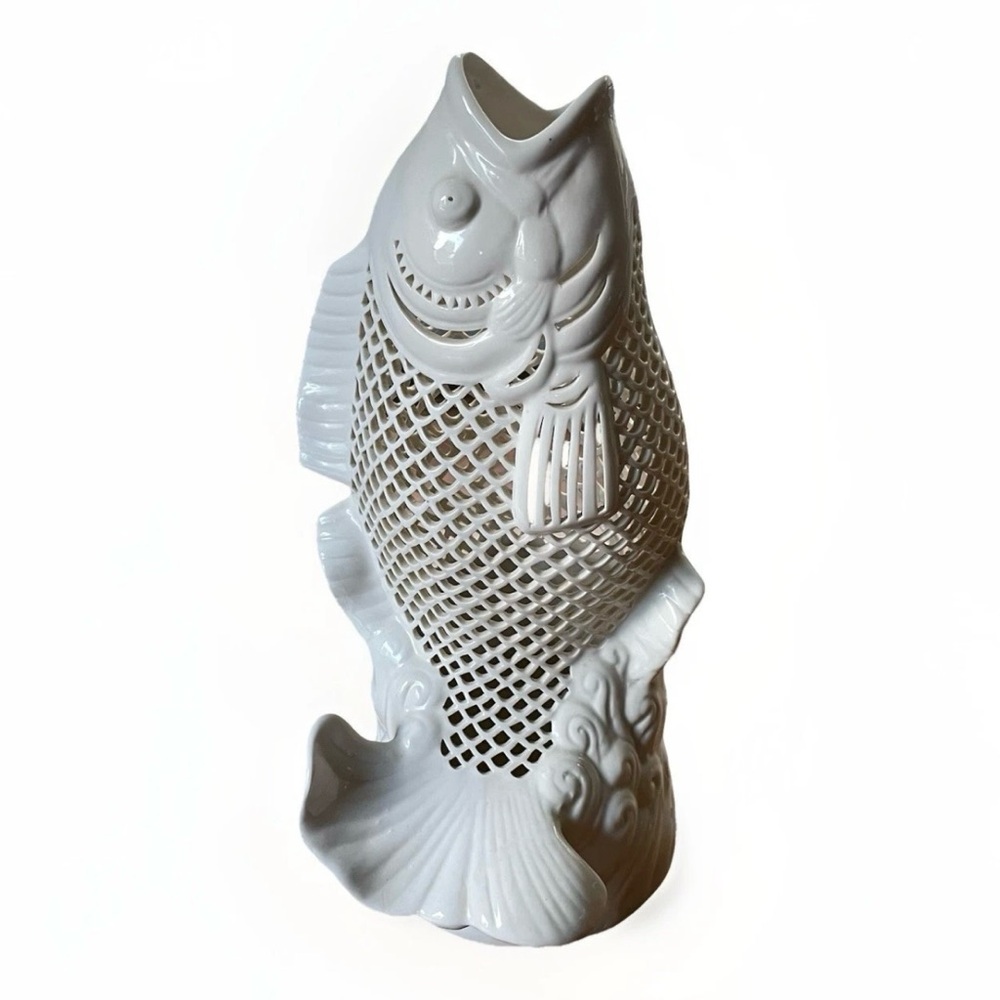 Vintage 9-1/2" Porcelain Blanc De Chine White Koi Carp Fish Figurine Art Piece